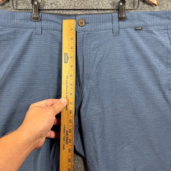 Travis Mathew Golf Shorts Men's 40 Blue Stretch Activewear Preppy Outdoors - Picture 3 of 10